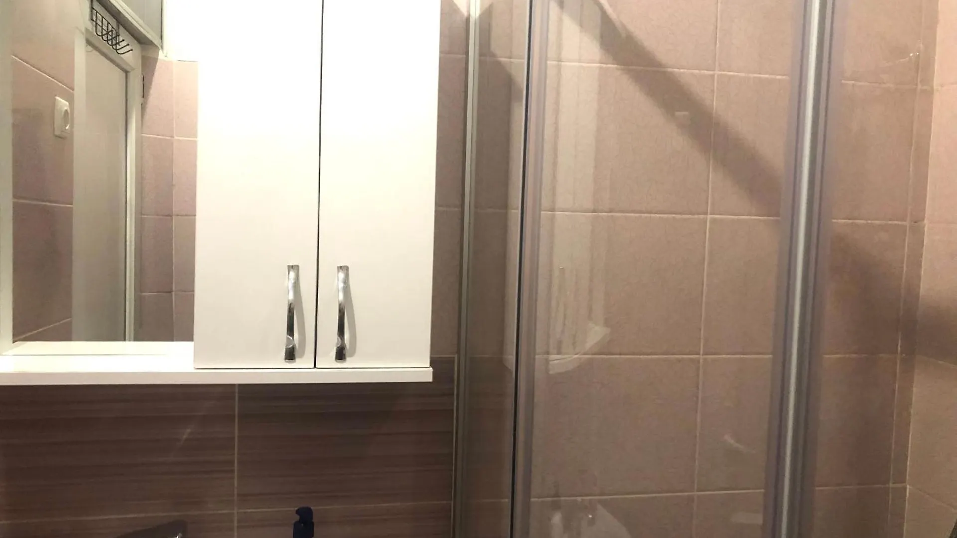 Apartment In Old Tbilisi Orbeliani Square