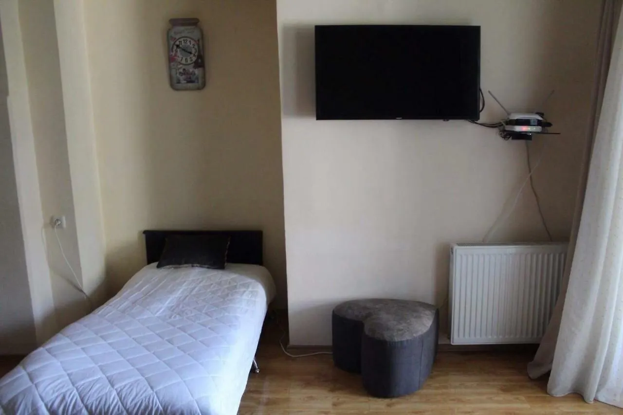 Apartment In Old Tbilisi Orbeliani Square 0*,
